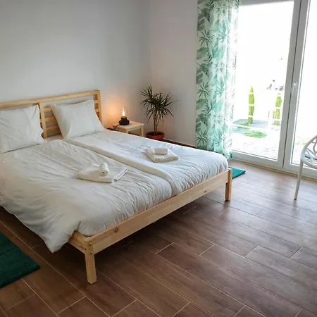 Hébergement de vacances Lemon Tree House Ferrel (Leiria)